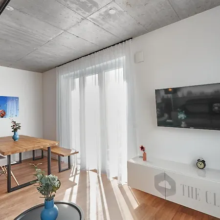 The Cloud アパート